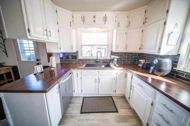 930 13th Avenue NE, Rochester, MN 55906