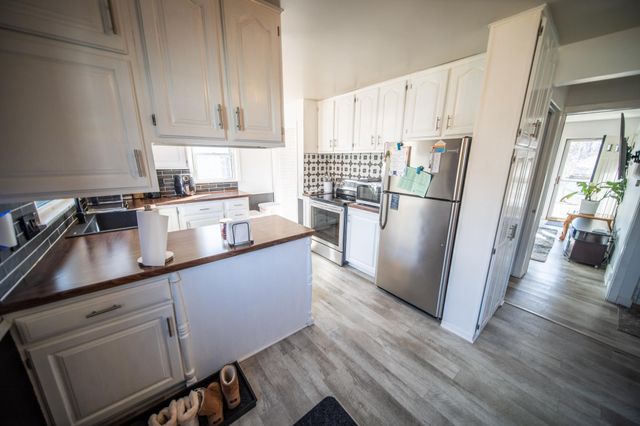 930 13th Avenue NE, Rochester, MN 55906