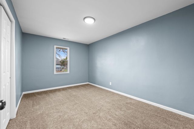 208 E Avenue A, Griffith, IN 46319