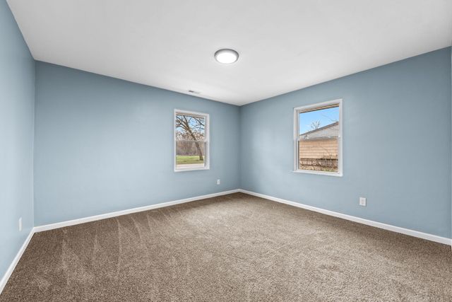 208 E Avenue A, Griffith, IN 46319