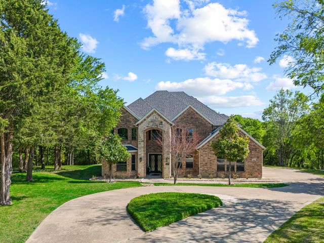 1559 Cypress Bend Drive, Cedar Hill, TX 75104