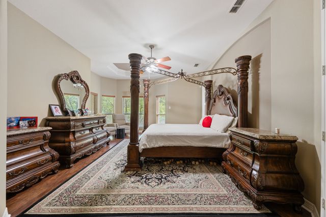 1559 Cypress Bend Drive, Cedar Hill, TX 75104