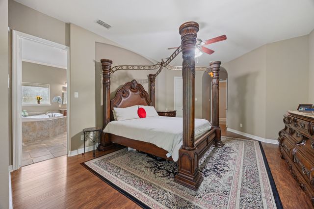 1559 Cypress Bend Drive, Cedar Hill, TX 75104