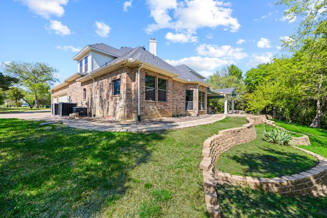 1559 Cypress Bend Drive, Cedar Hill, TX 75104