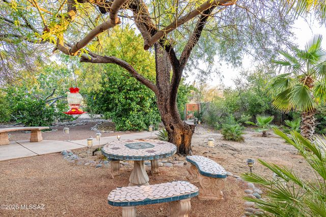 8851 N Loeffler Lane, Tucson, AZ 85742