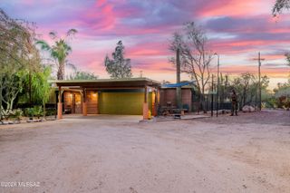 8851 N Loeffler Lane, Tucson, AZ 85742