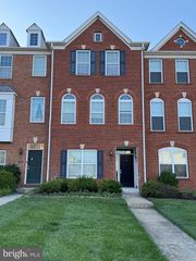 43190 LOUDOUN RESERVE DR, Ashburn, VA 20148