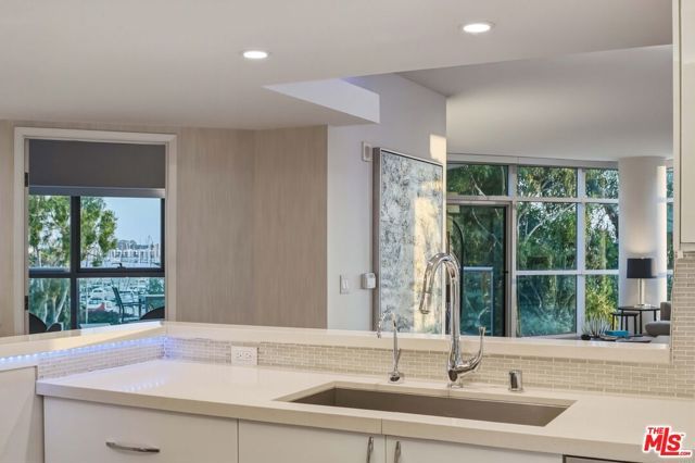 13700 Marina Pointe Drive 305, Marina Del Rey, CA 90292
