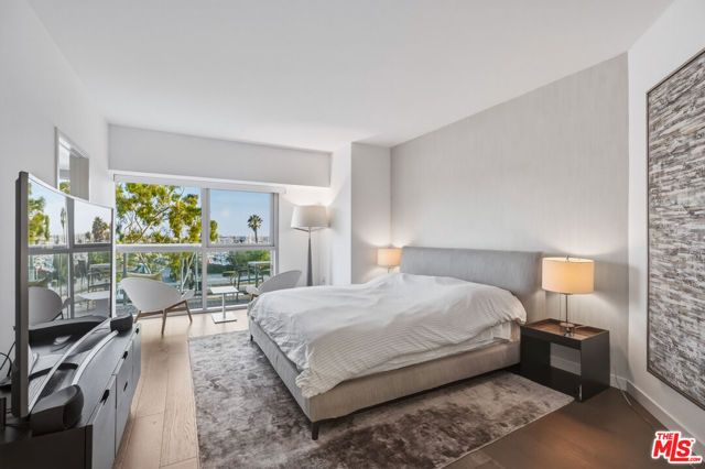13700 Marina Pointe Drive 305, Marina Del Rey, CA 90292