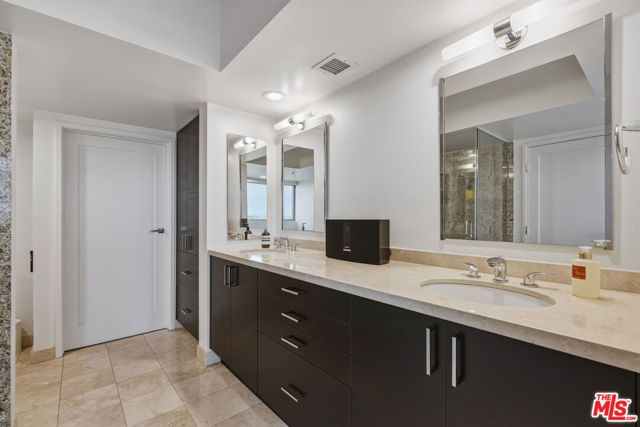 13700 Marina Pointe Drive 305, Marina Del Rey, CA 90292