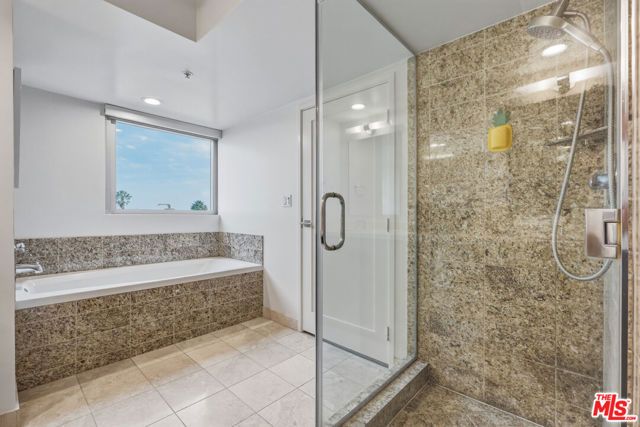 13700 Marina Pointe Drive 305, Marina Del Rey, CA 90292
