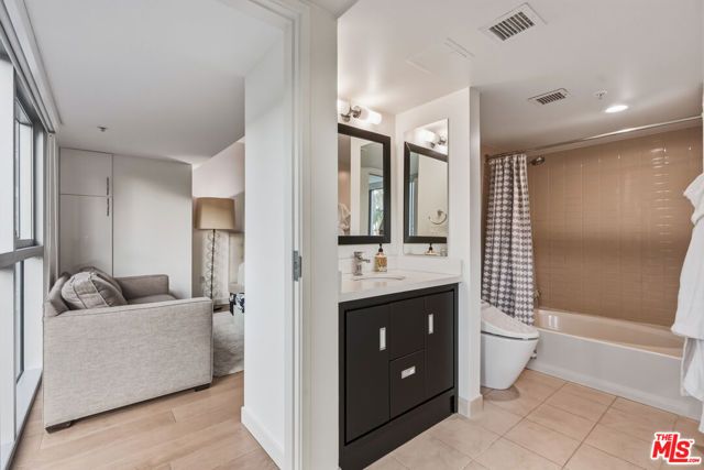 13700 Marina Pointe Drive 305, Marina Del Rey, CA 90292
