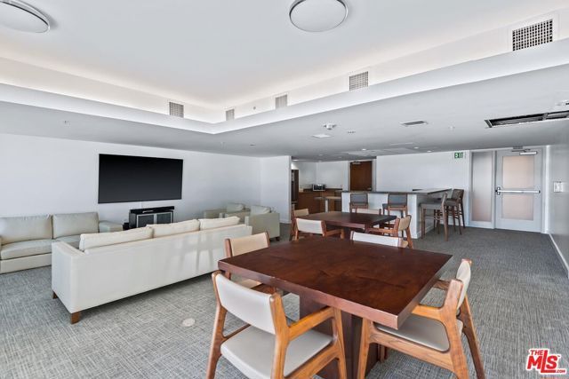 13700 Marina Pointe Drive 305, Marina Del Rey, CA 90292