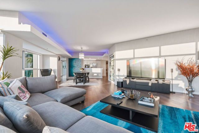 13700 Marina Pointe Drive 305, Marina Del Rey, CA 90292