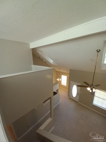 7009 Weatherwood Dr, Pensacola, FL 32506