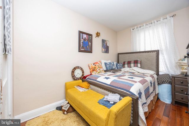 30 N ELLAMONT ST, Baltimore, MD 21229