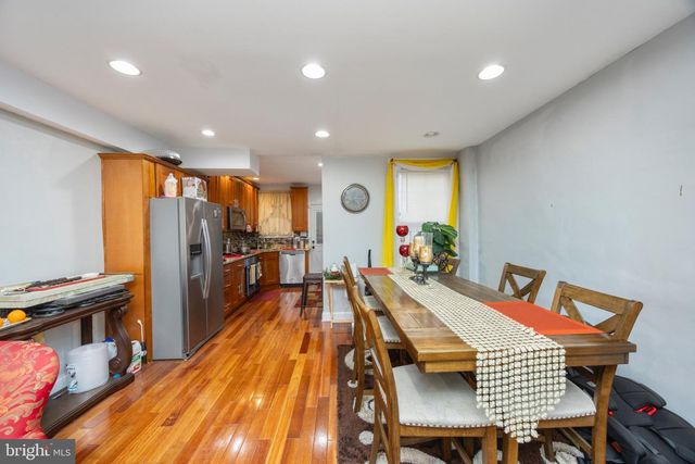 30 N ELLAMONT ST, Baltimore, MD 21229