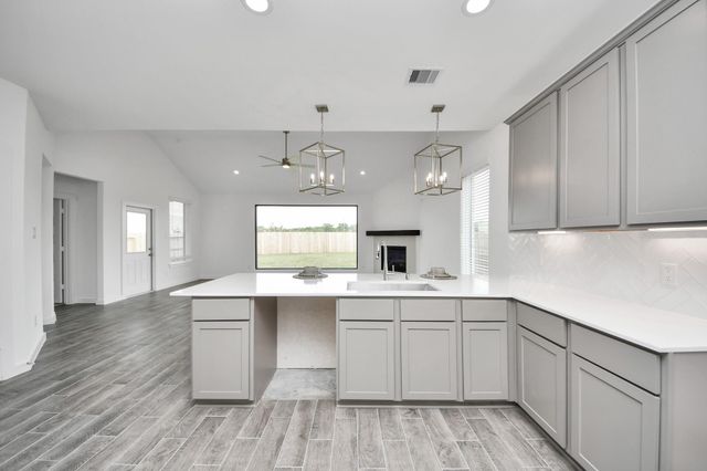 25418 Cove Bend Way, Magnolia, TX 77355