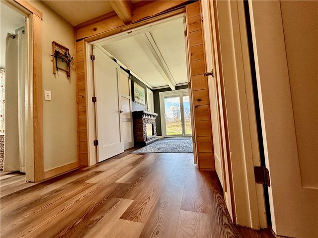 582 Brooks Road, Henrietta, NY 14586