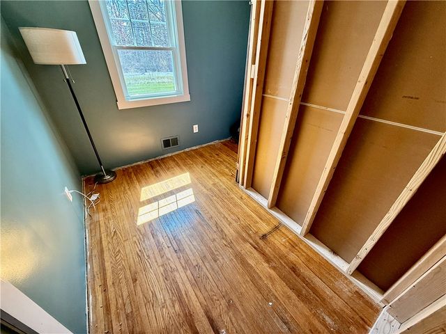 582 Brooks Road, Henrietta, NY 14586