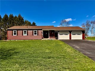 582 Brooks Road, Henrietta, NY 14586