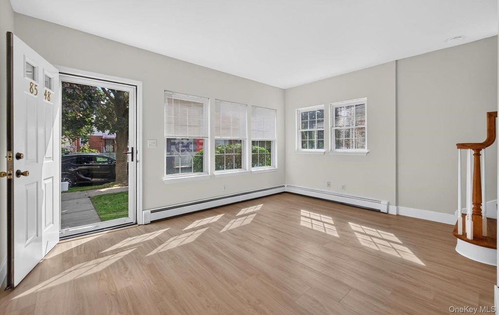 8548 257th Street, Floral Park, NY 11001 — photo 5
