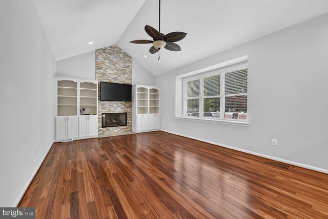 43602 MILLAY CT, Ashburn, VA 20147