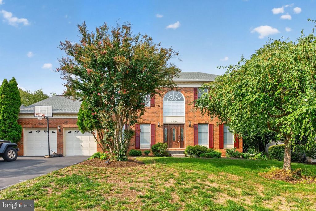 43602 MILLAY CT, Ashburn, VA 20147