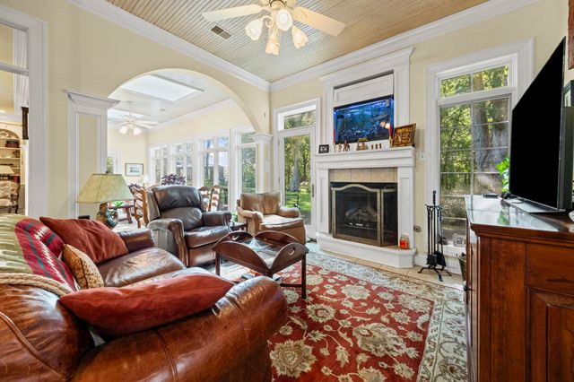 450 CHERRY RD, Eads, TN 38028