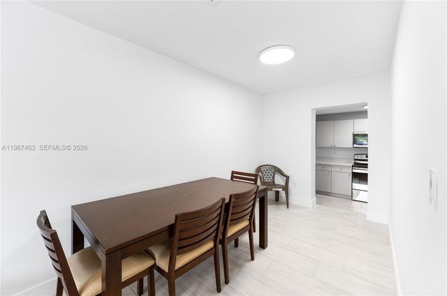 5731 SW 62nd Ter, Miami, FL 33143