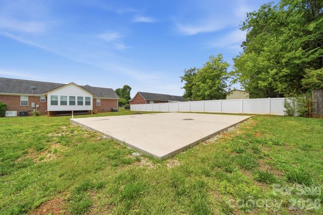 348 Palmer Circle, Rockwell, NC 28138