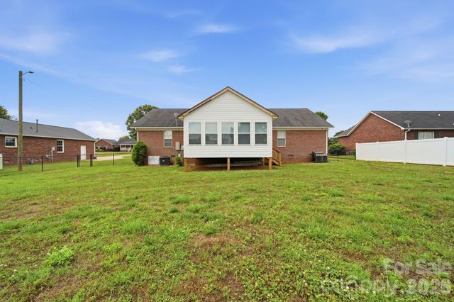 348 Palmer Circle, Rockwell, NC 28138