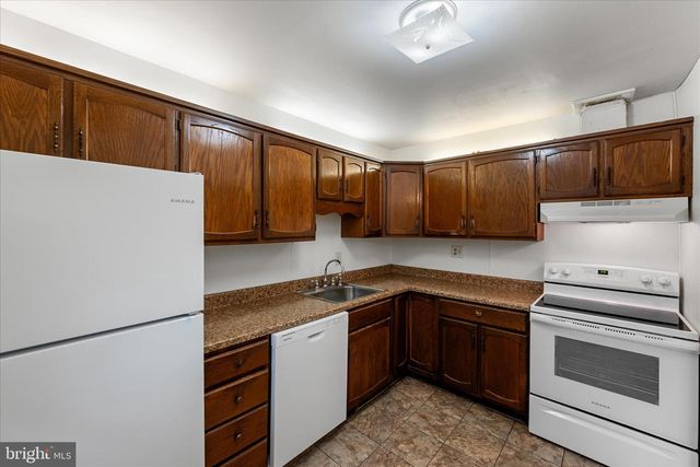 127 SHIRLEY ST, Winchester, VA 22601