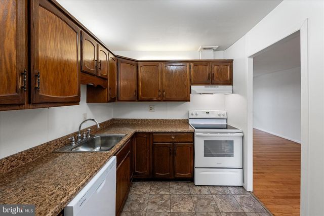 127 SHIRLEY ST, Winchester, VA 22601