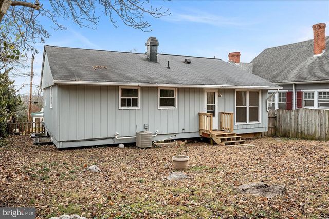 127 SHIRLEY ST, Winchester, VA 22601