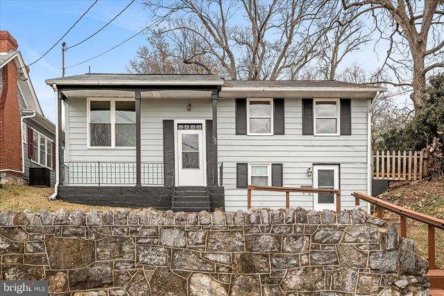 127 SHIRLEY ST, Winchester, VA 22601