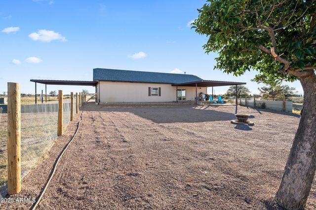 105 LOS ENCINOS Road, Sonoita, AZ 85637