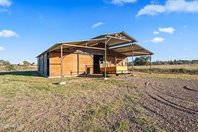 105 LOS ENCINOS Road, Sonoita, AZ 85637