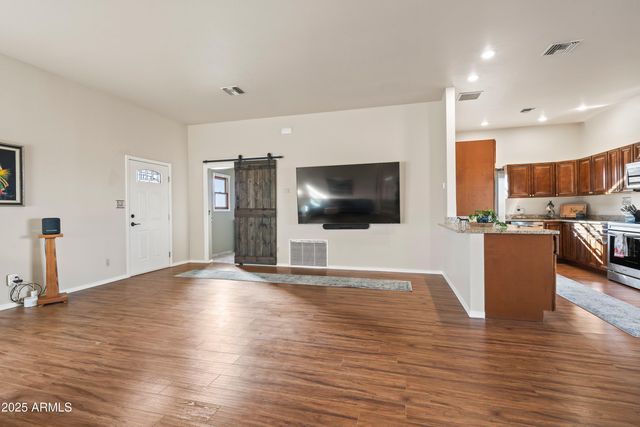 105 LOS ENCINOS Road, Sonoita, AZ 85637