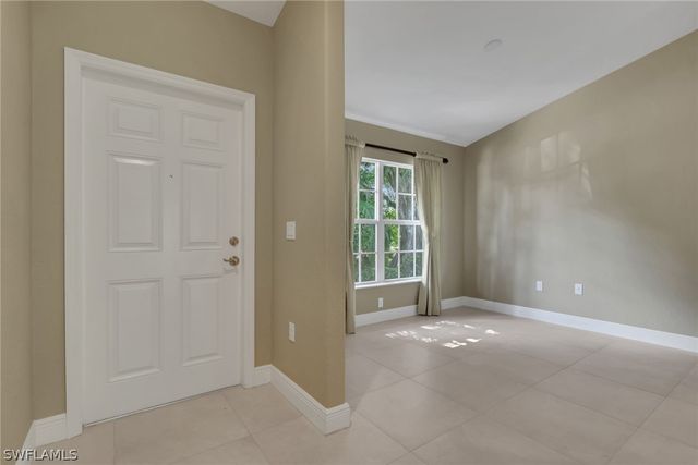 3555 Avion Woods CT 501, Naples, FL 34104