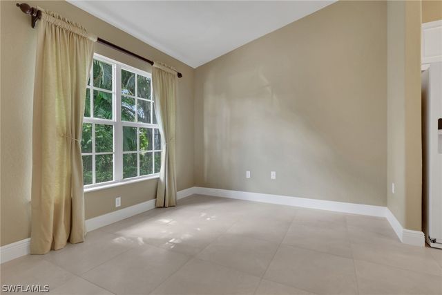 3555 Avion Woods CT 501, Naples, FL 34104