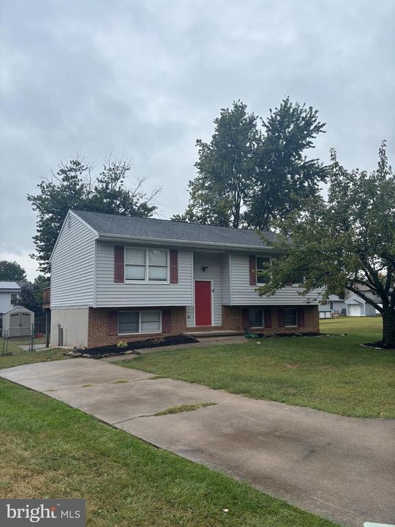 7 ZEPHYR CT, Taneytown, MD 21787