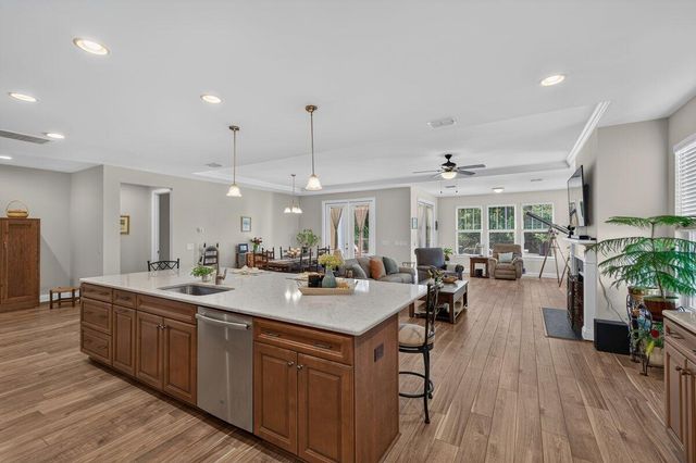536 Four Seasons, Summerville, SC 29486