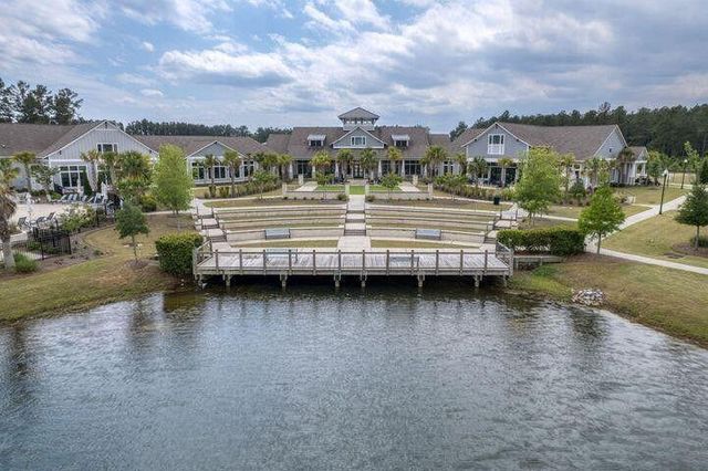 536 Four Seasons, Summerville, SC 29486