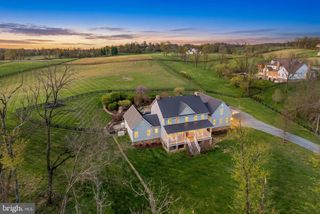 15718 OLD WATERFORD RD, Paeonian Springs, VA 20129
