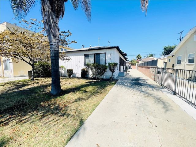2437 Exposition Place 3, Los Angeles, CA 90018