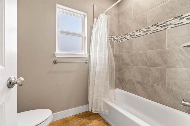 2446 Salevan Dr, Corpus Christi, TX 78415