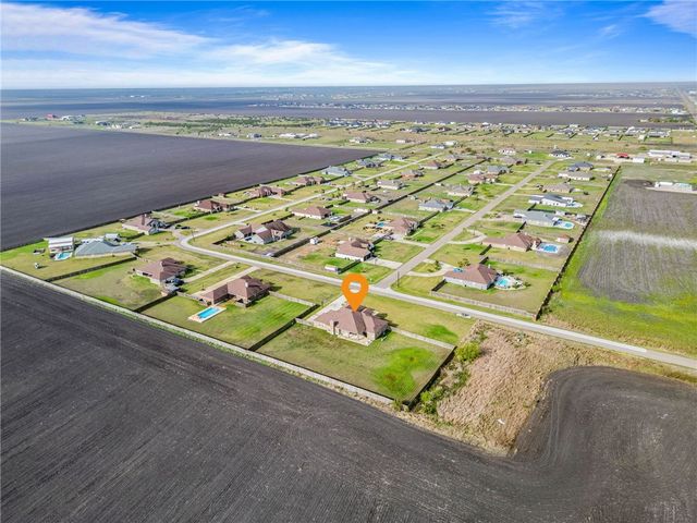 2446 Salevan Dr, Corpus Christi, TX 78415