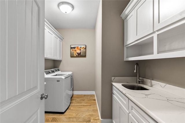 2446 Salevan Dr, Corpus Christi, TX 78415