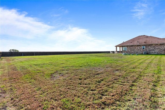 2446 Salevan Dr, Corpus Christi, TX 78415